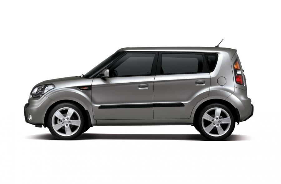  Kia Soul 2008 года  (фото 34 из 141)